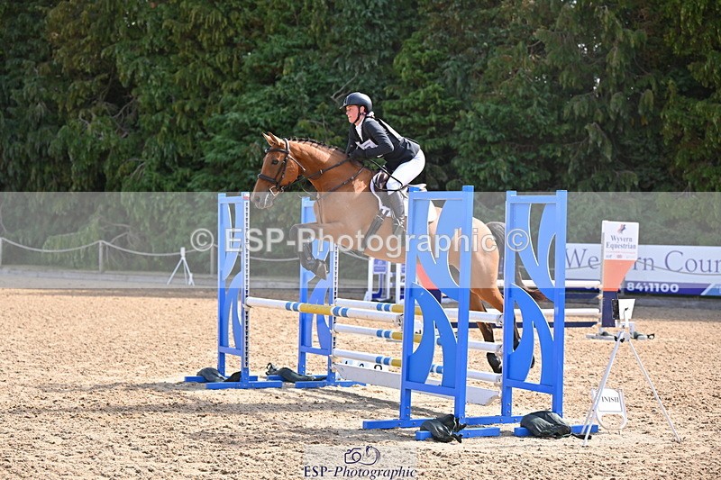 250802A-103606-00633 - A-017-Sophie.Vicary-ENGELIQUE.O