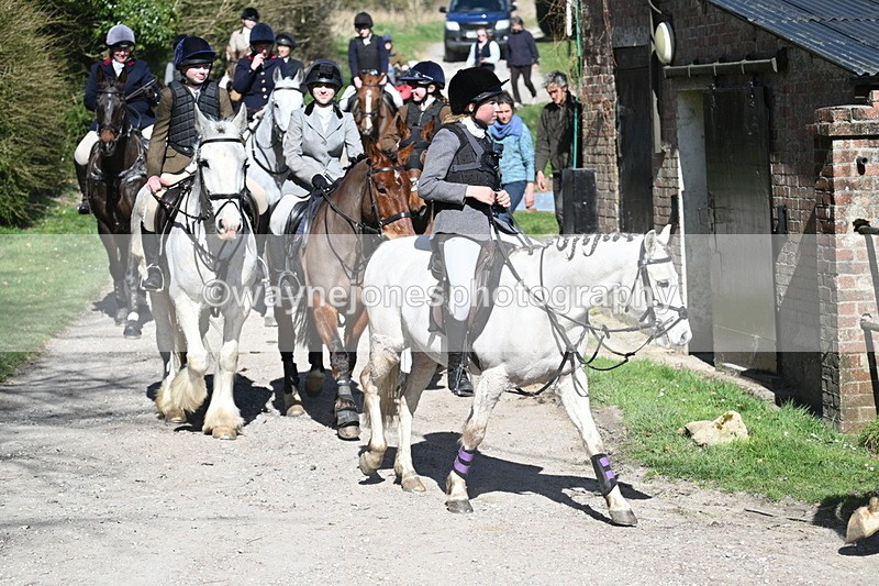 WJ7_9747 - Home for hunt tea !