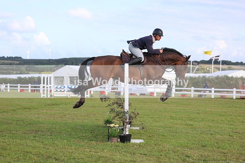 3E7A4969 - Class C1: Showjumping Senior Newcomers/1.10m open