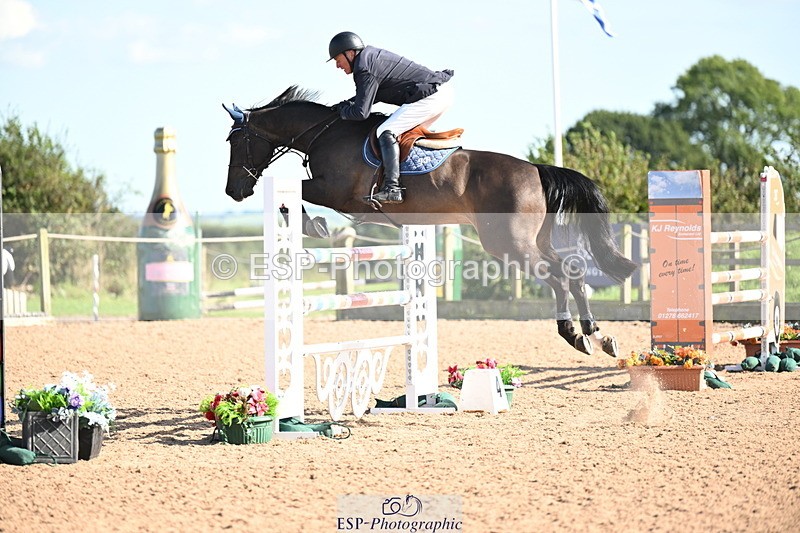 240913A-155729-05115 - Cls 18 National 1.40m Open