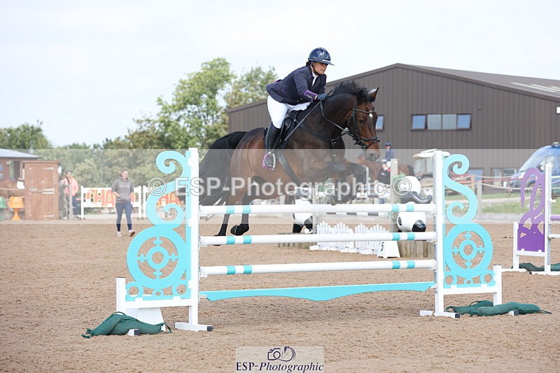 230915A-112158-01727 - Cls 2 Snr Foxhunter