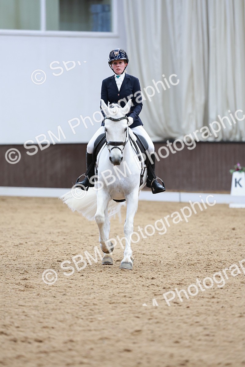 SBM_008949 - Class 6b - Novice 6 - 11.02-12.19