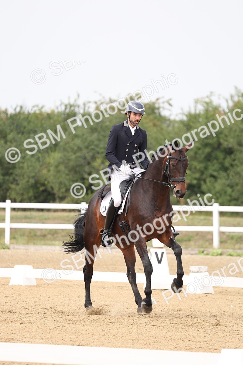 SBM_007108 - Class 9 - FEI INT I - 13.37-14.33