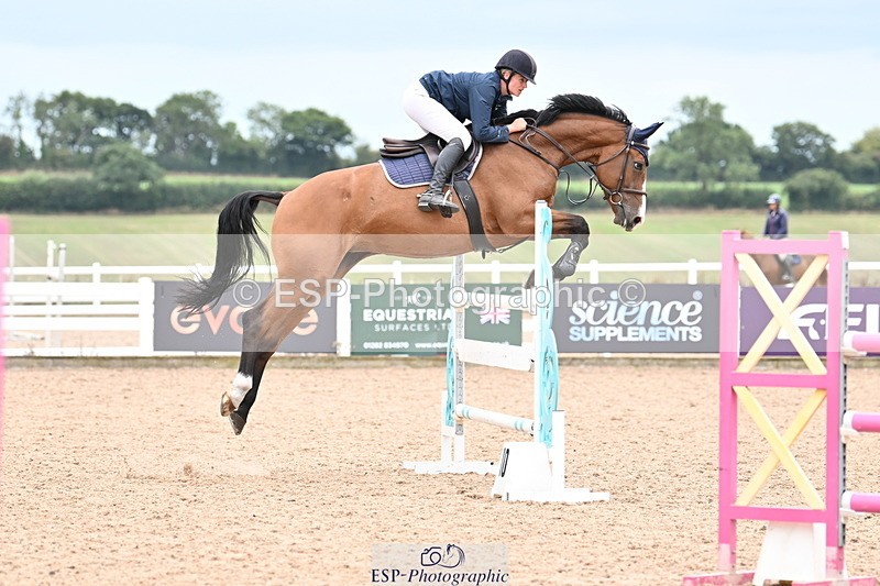 250820B-141259-00903 - Cls 6 Foxhunter and 1.20m Open