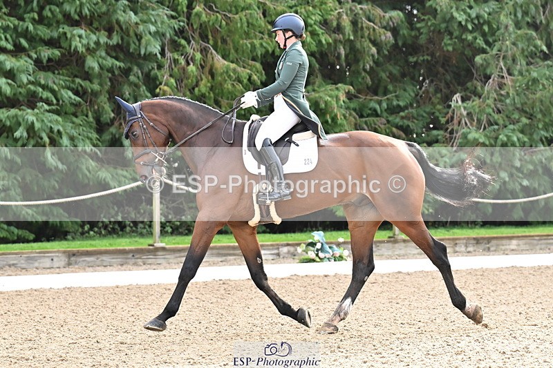 251023A-105649-01120 - C-224-Susie.Berry