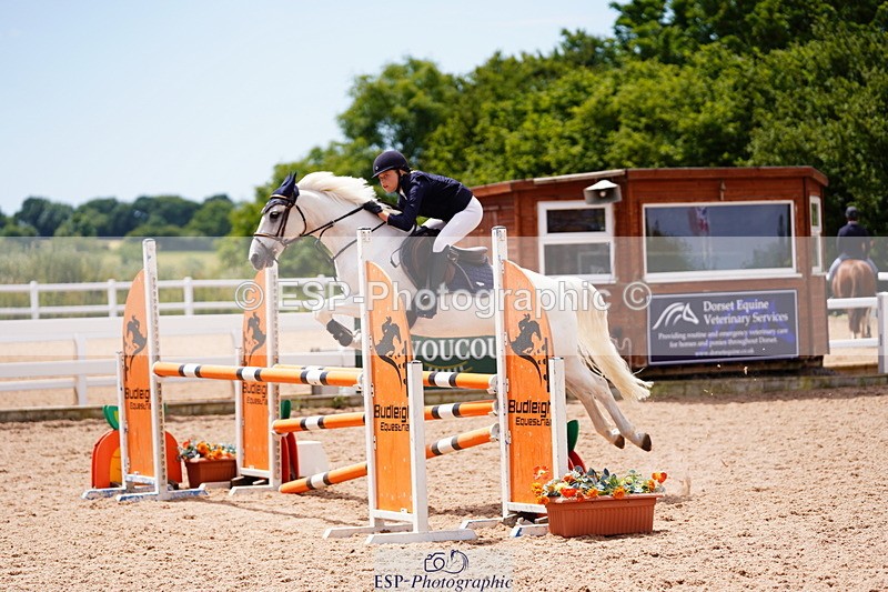 240629A-124454-05432 - Cls 18 Newcomers and 1m Open