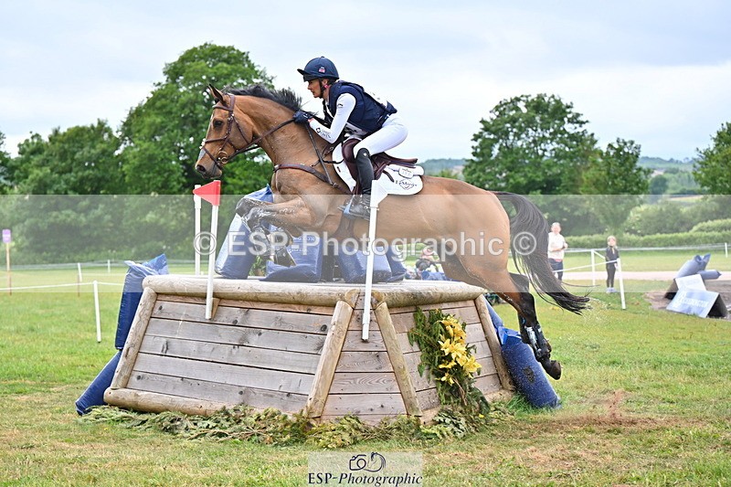 250524A-112609-09535 - B-364-Yasmin.Ingham-KINDA.CORVETTE