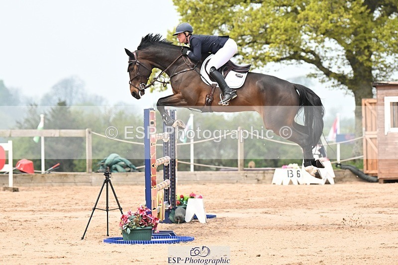 250426-124032-12660 - Cls 7 - 2 Star Medium Tour