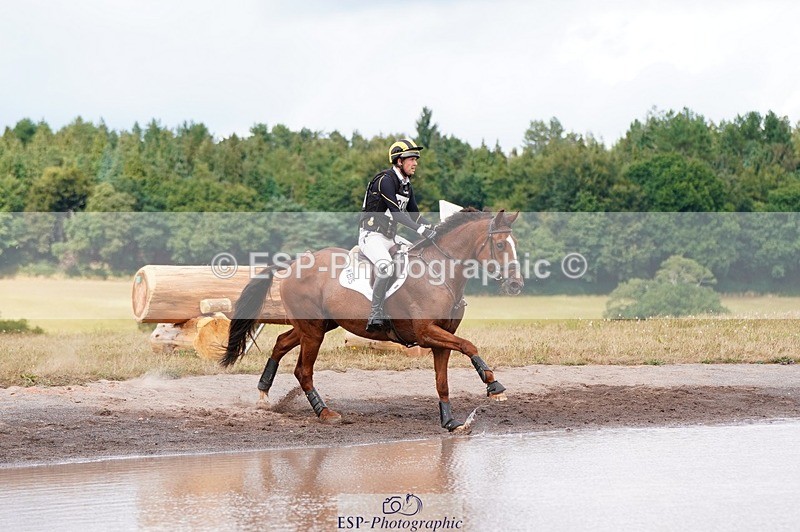 250803A-153944-16650 - O-686-Tom.Rowland-YOULL.NEVER.WALK.ALONE