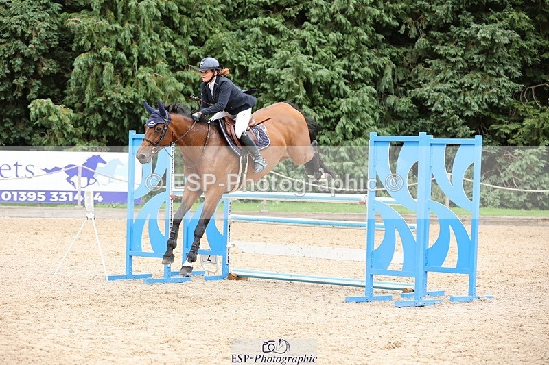 240817-161436-02936 - 06A Snr Fox 1.20m open