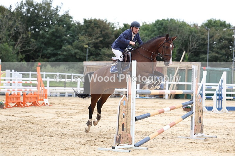 3E7A3478 - Class 9: Senior Foxhunter/1.20 open