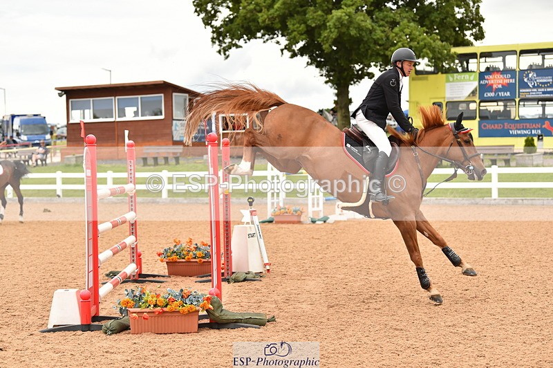 230720A-134806-03190 - Cls 21, 1 Star Gold 1.30m