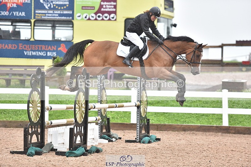 230805A-104536-00601 - Cls 5 Snr British Novice & 90cm Open