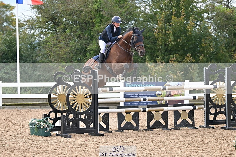 241004A-144642-02541 - Fri 12 1.15m Members Cup