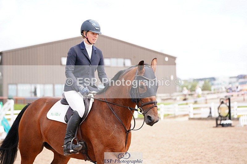 240804A-122630-10825 - Cls 51 1.05m Amateur Qualifier