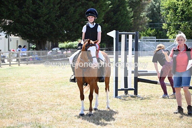 WJ6_6048 - Class 13 Novice 60cm