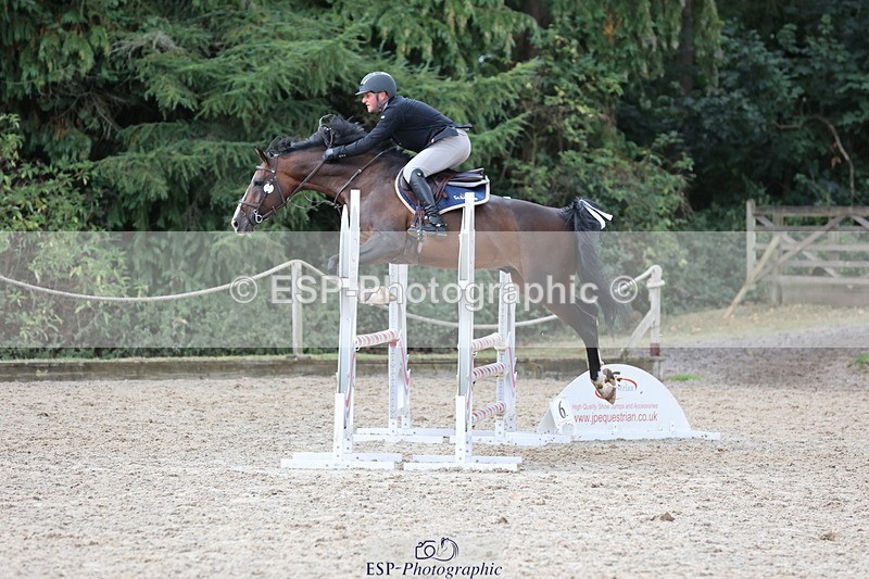 250829A-114239-01446 - Cls 7 British Novice and 90cm