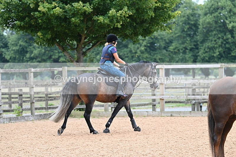 WJ7_7566 - Poles 10:00am