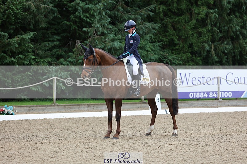 241024-142110-04064 - 221-Ivy.Fisher-BALIEF.DE.REVE