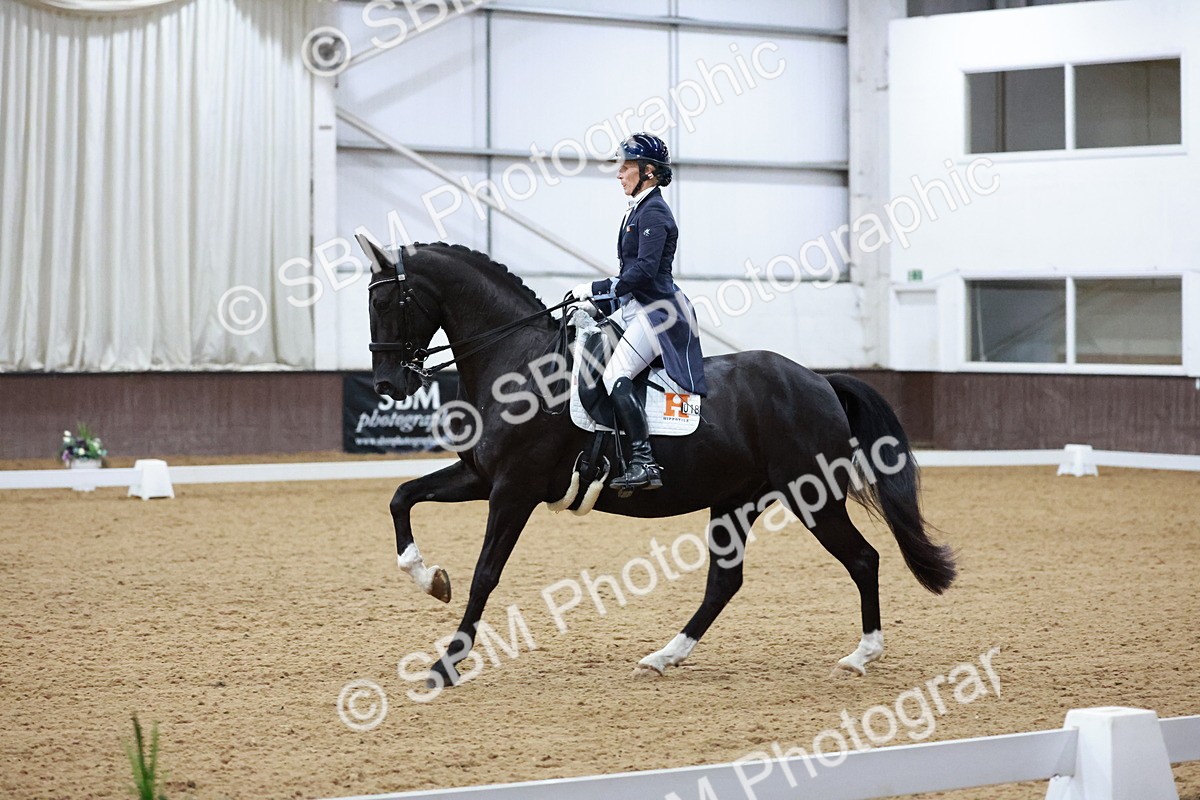 SBM_021832 - Class 14 - FEI Grand Prix - 18.52-19.37