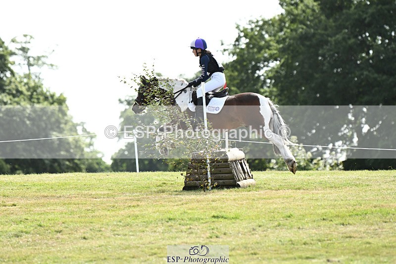 240825X-105740-31244 - 70cm XC 10.00 to 11.00