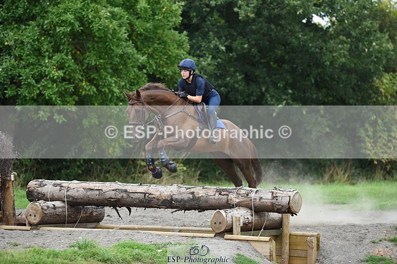 230817-131006-01987 - Kay's 1st Group - XC