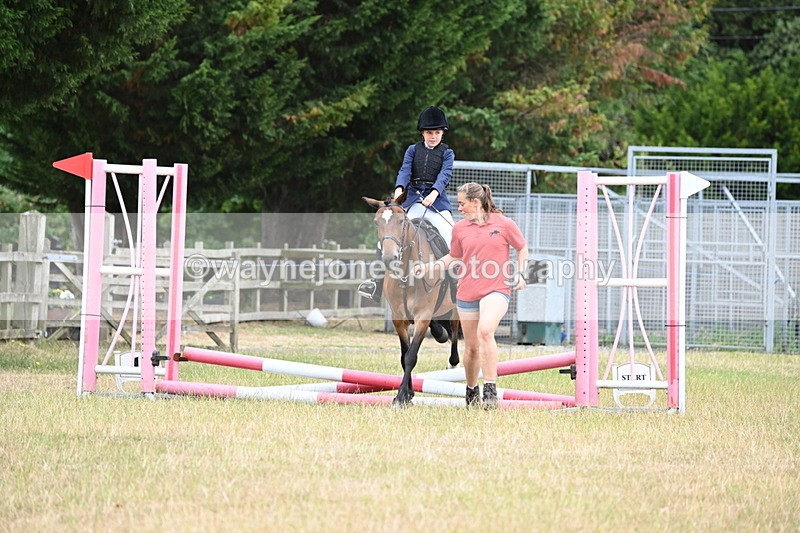 WJ6_9407 - Class 12 Minimus Jumping 45cm