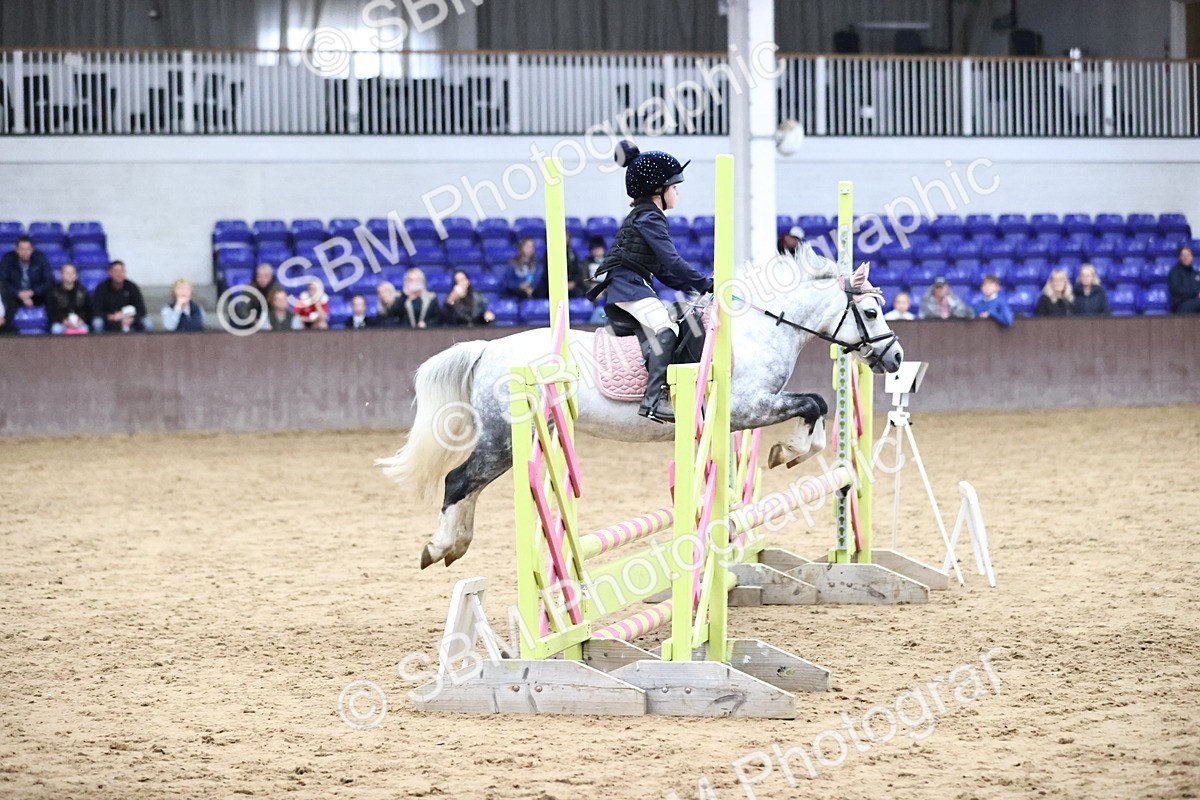 SBM_001385 - Class 5 - Henlow Veterinary Hospital 70cm