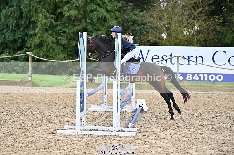 230930-093302-00021 - Cls 1 Pony Intro 70cm