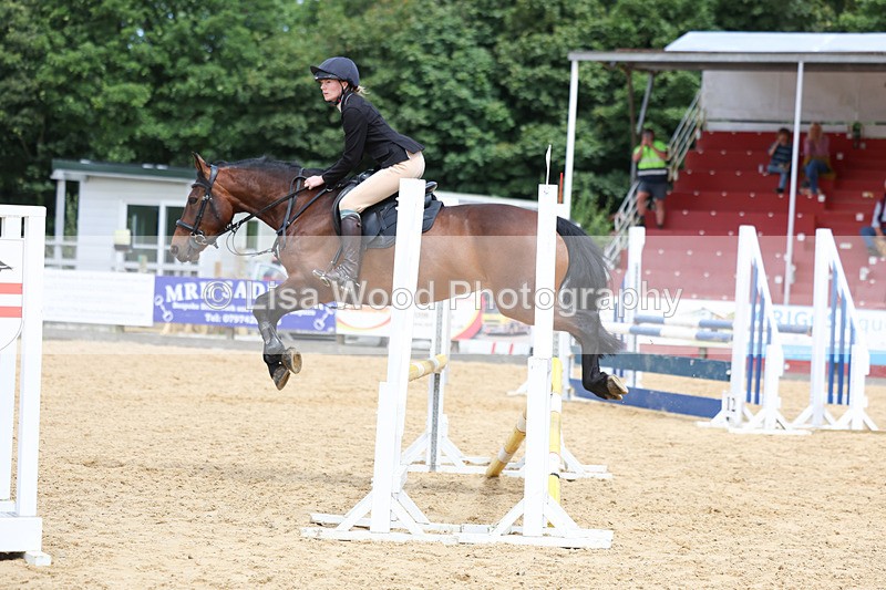 3E7A0036 - Class 9: Senior British Novice/90cm open