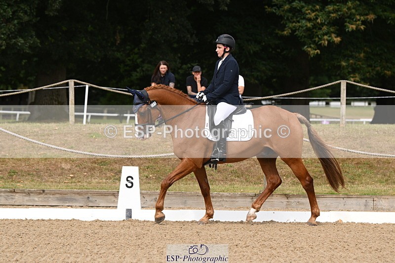 250720A-101140-09439 - 071-Jesse.Poyntz-Wright-Knockaderry.Jack