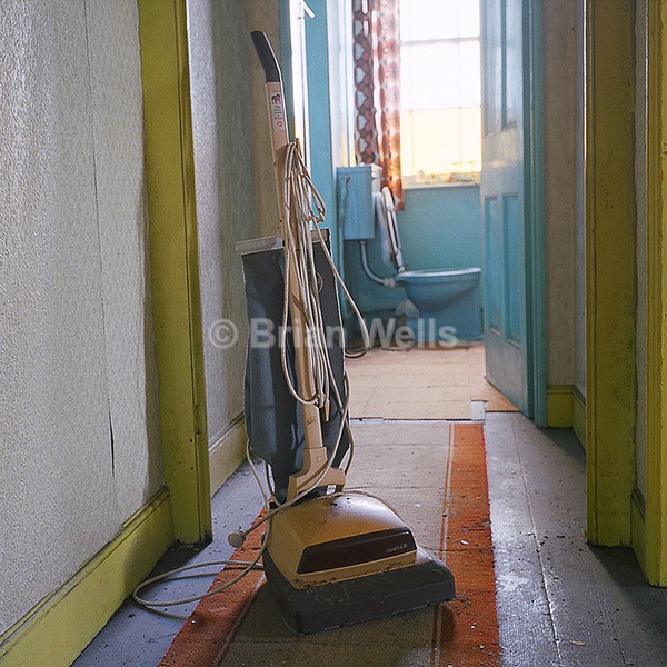 Hoover and a Loo - 'Stanley's Farmhouse'