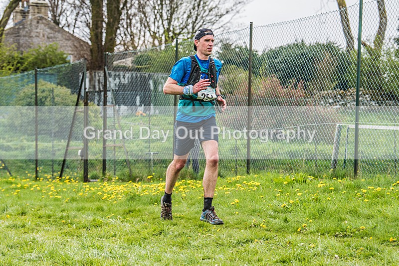 3 Peaks-3165 - The 3 Peaks Race - The Finish - Saturday 29th April 2023