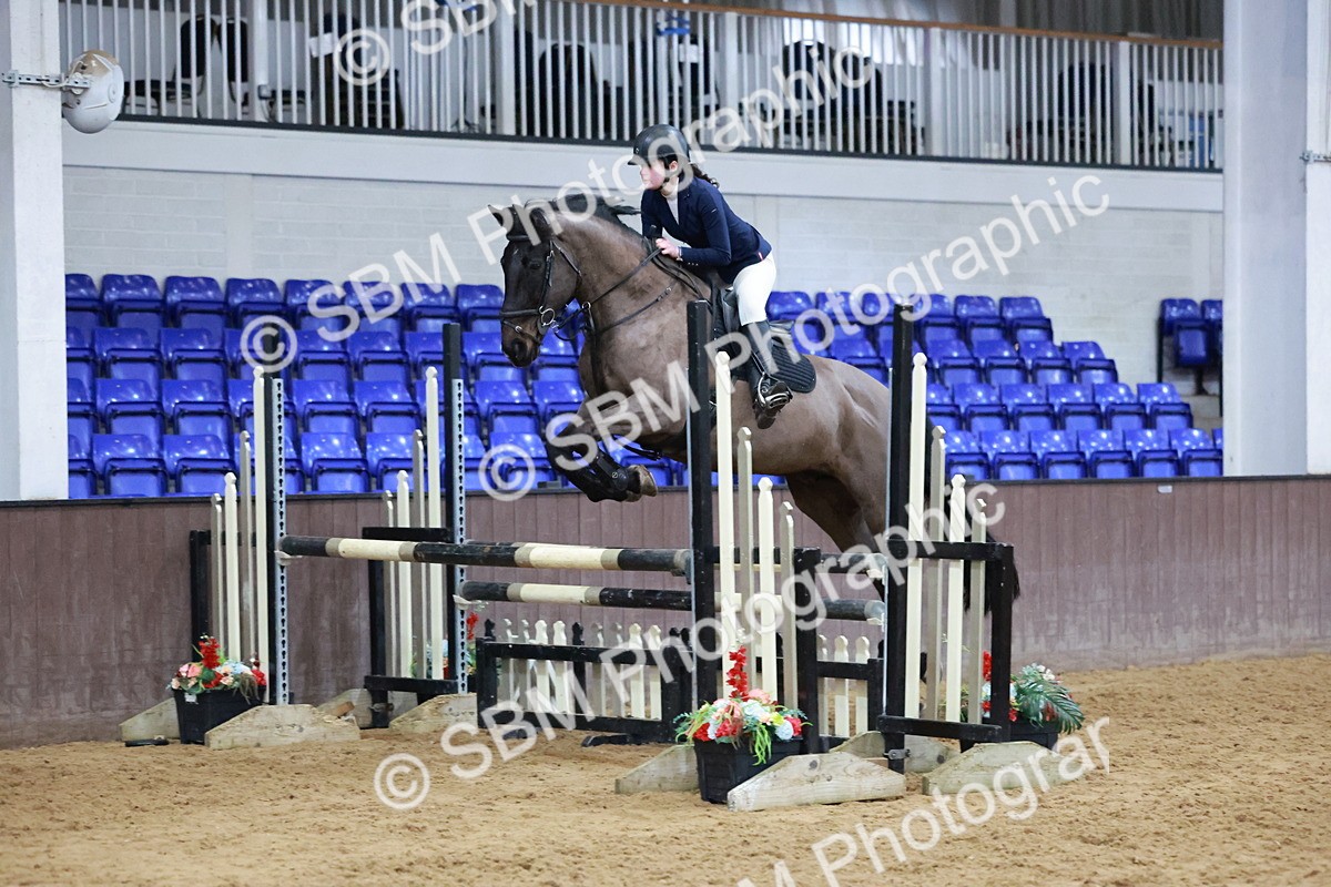 SBM_007765 - Class 24 - Nupafeed Supplements Senior Discovery/ 1m Open