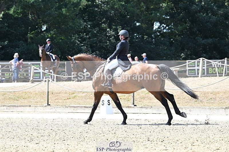 250810A-121216-06244 - 041-Laura.GreenIreldo.L