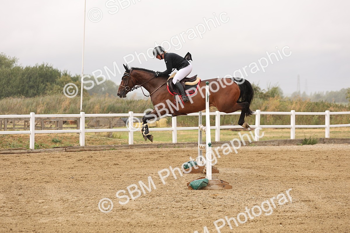 SBM_024197 - Class 6 - Senior Newcomers 1.10m