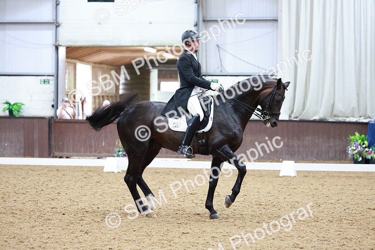 SBM_021483 - Class 14 - FEI Grand Prix - 17.40-18.34
