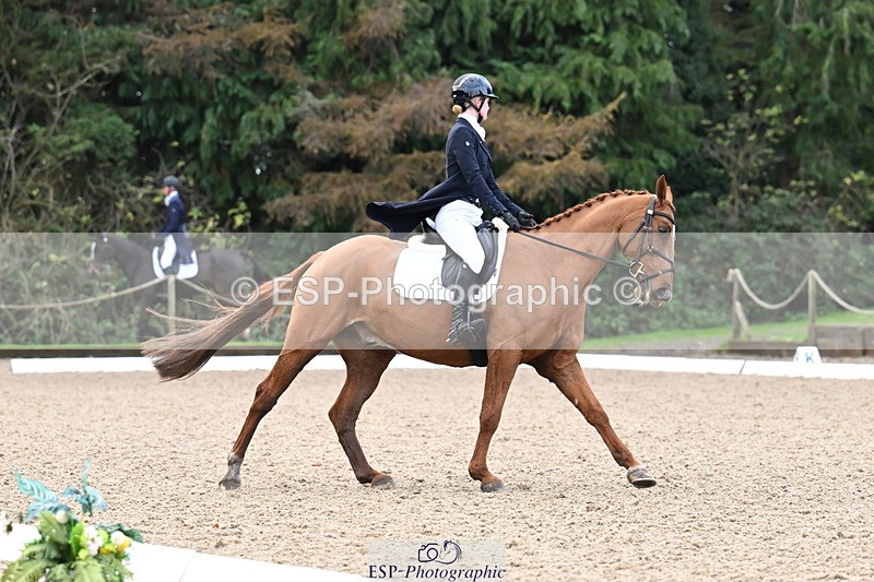 251023A-101120-01453 - B-127-Jessica.McCaldin