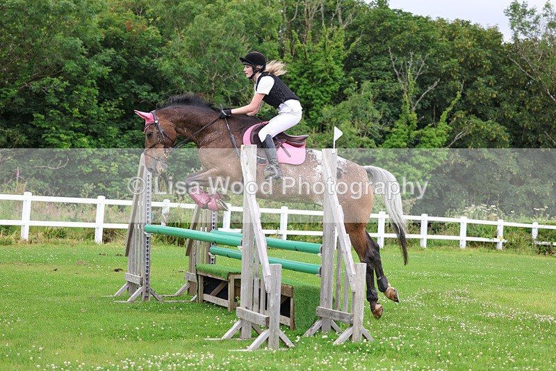 3E7A3692 - Class 6: Hawkins Motors Senior 1.00m Derby
