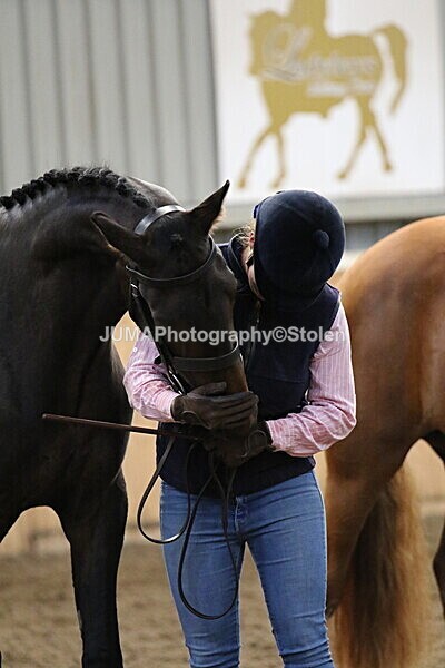 SIAL1785 - sunday 14th Set In Hand