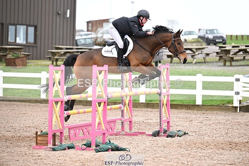 260130-121604-00373 - Cls 5 Newcomers and 1.10m Open