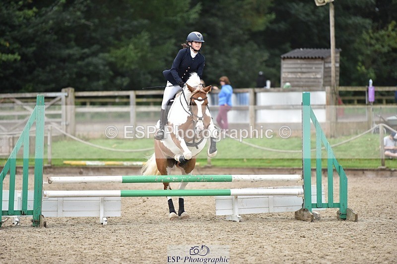 240802-102158-00811 - 70cm Round 1