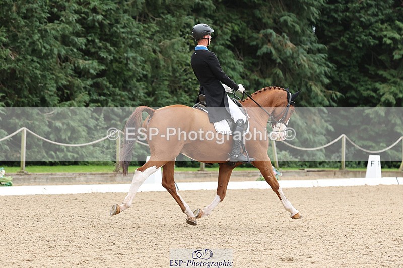 241024-143931-04118 - 228-Callum.Banfield-JIN.VAN.DE.DOELVELDEN.Z