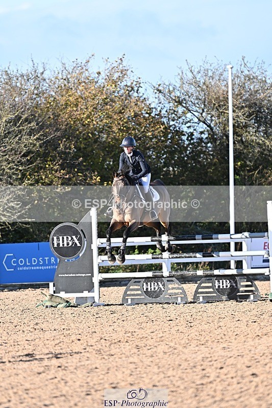 241120X-131421-00496 - Cls 05A&B Snr Fox & 120 Open