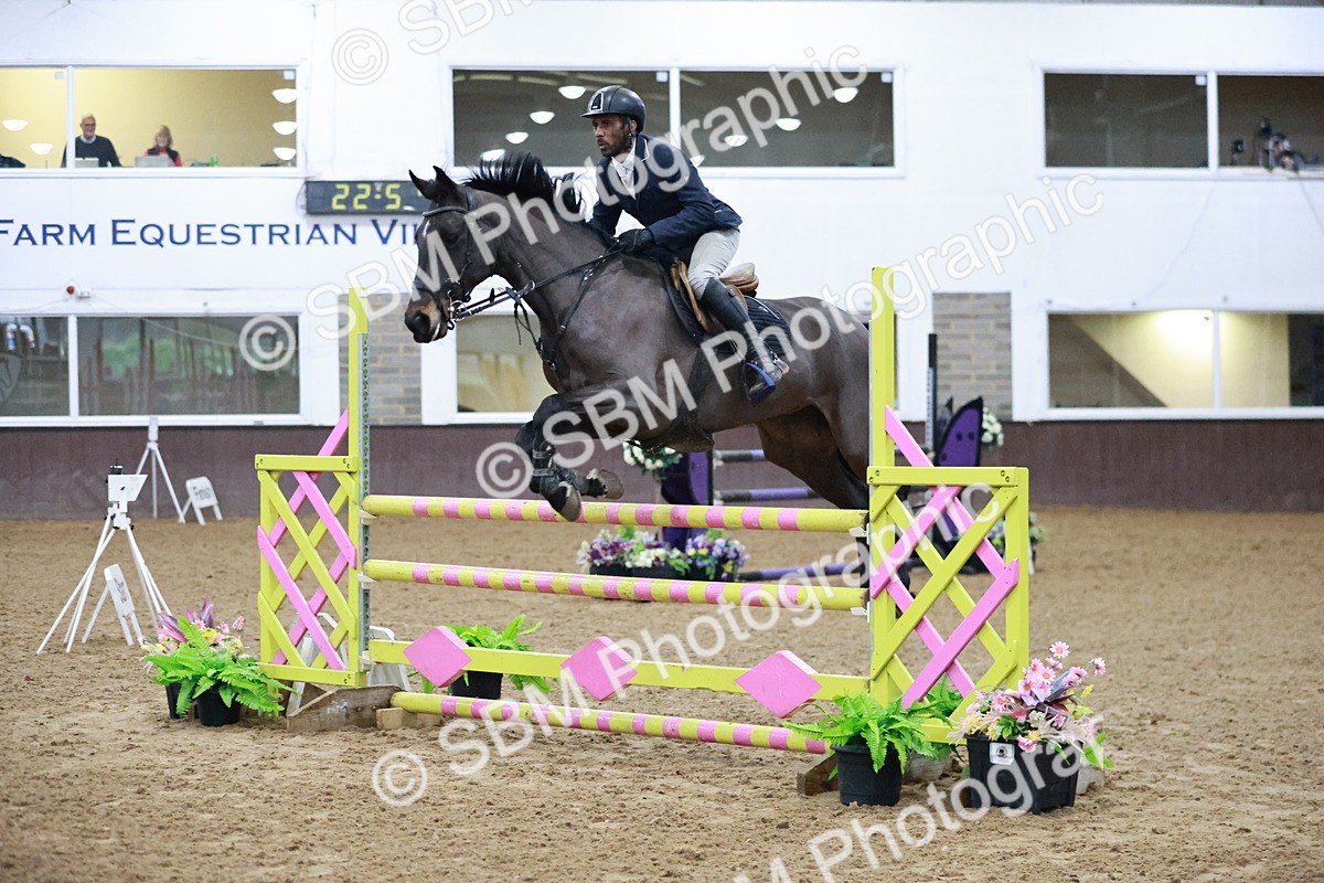 SBM_001021 - Class 4 - Senior Newcomers - 1.10m