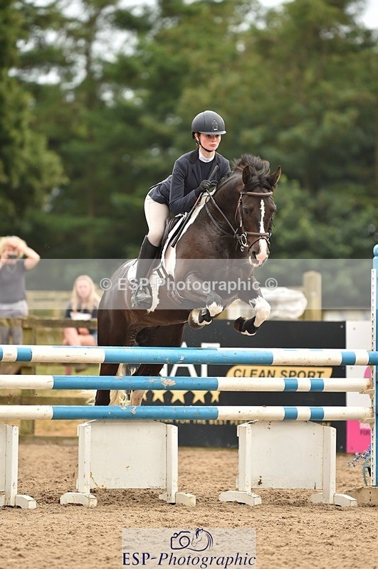 230618-143442-12933 - Cls 25 Pony Foxhunter & 1.10m Open
