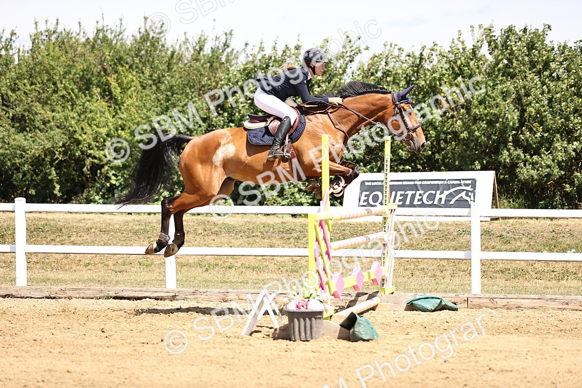 SBM_010129 - Class 9 - Senior Foxhunter - 1.20m Open