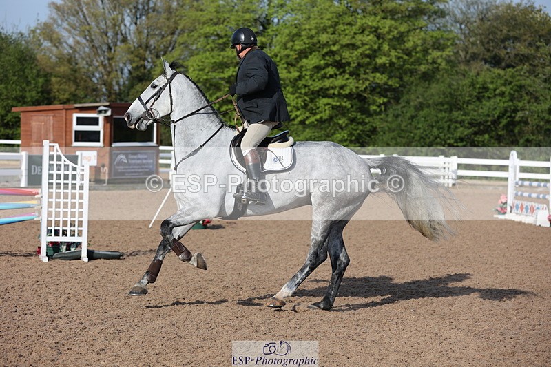 240510A-081446-04142 - Cls 13 British Novice and 90cm Open