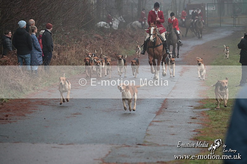 HUPY 261224 142 - Pytchley with Woodland Hunt Boxing Day Meet 26th December 2024