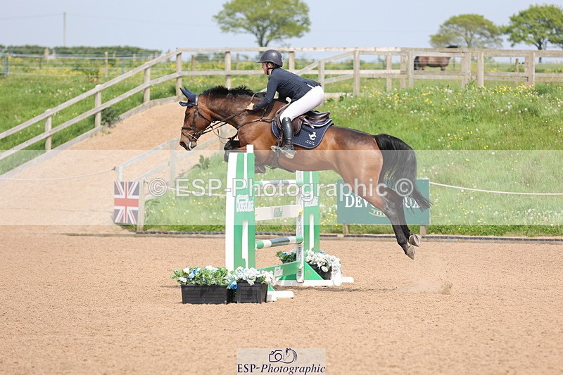 240511A-145518-14476 - Cls 36 National 1.30m Open